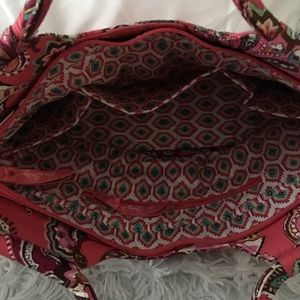 Vera Bradley Bags - NWOT Retired pattern Call me Coral Tote Bag Vera Bradley Bags - NWOT Retired pattern Call me Coral Tote Bag